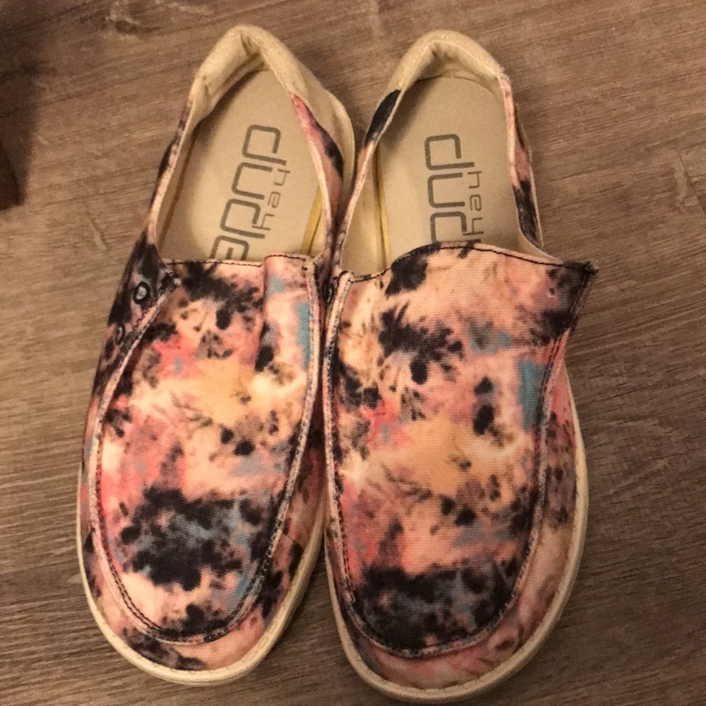 Women’s Like New Hey Dudes/Size 8